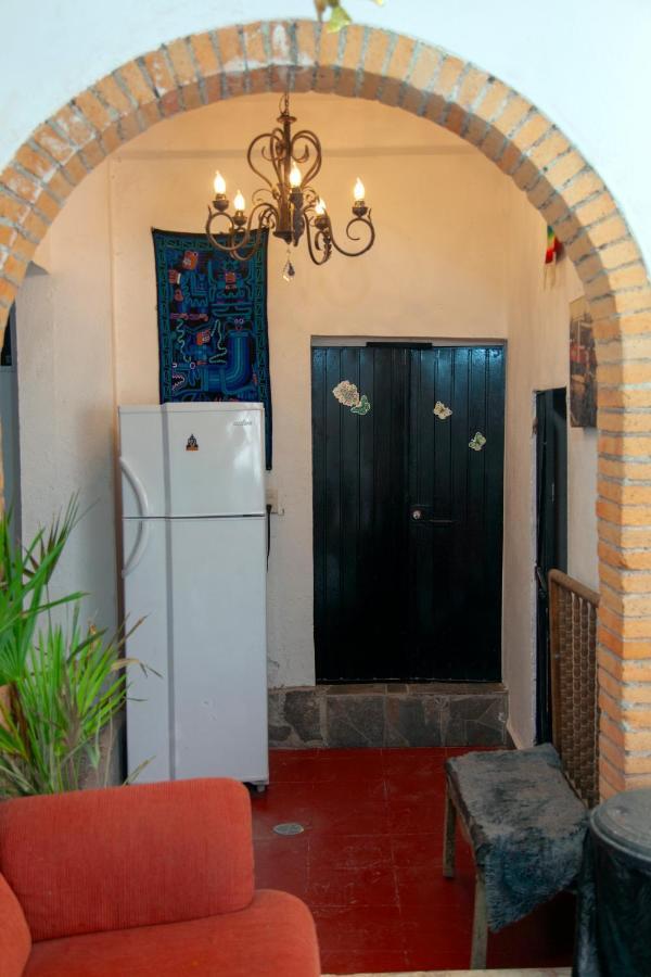 بيت شباب Casa Chuparrosa سان ميغيل دي الليندي المظهر الخارجي الصورة